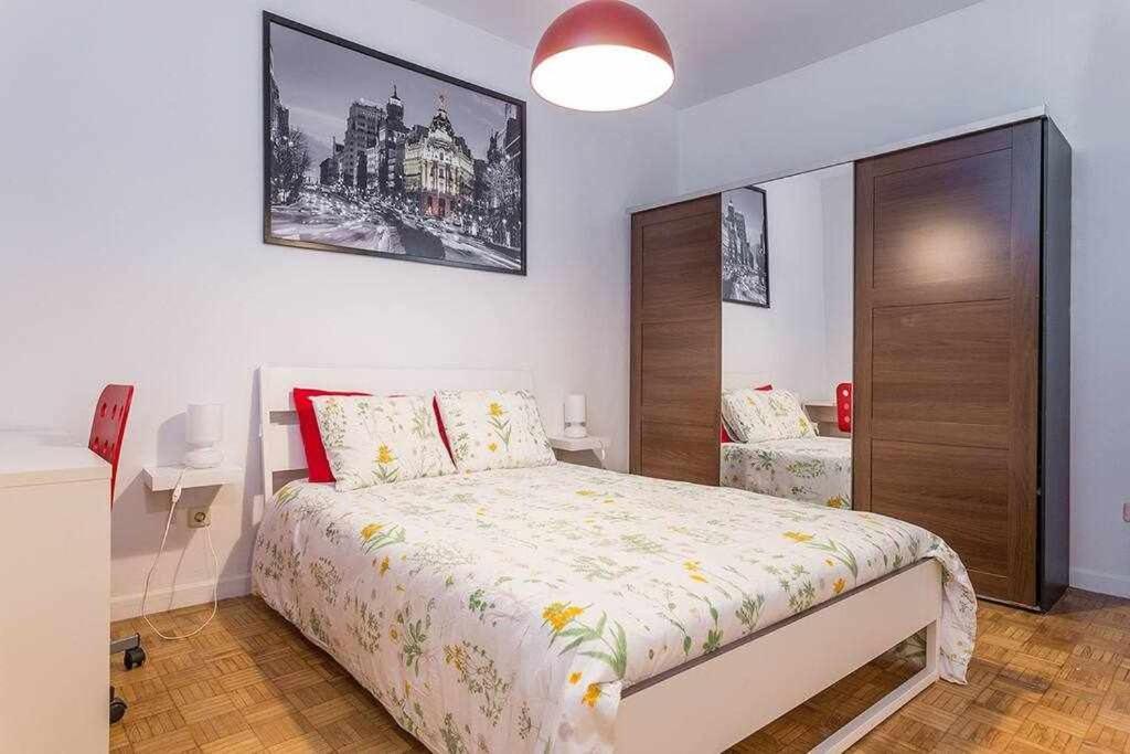דירות מדריד Piso Confortable Y Centrico מראה חיצוני תמונה